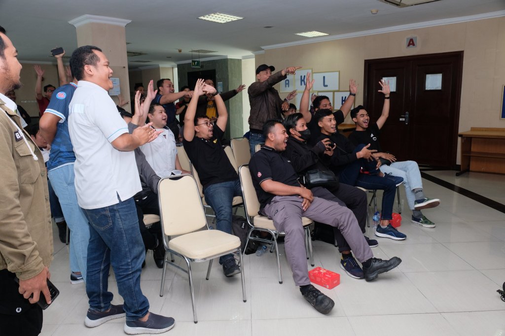 penontonnobar5750766433179216844.jpg?w=1024